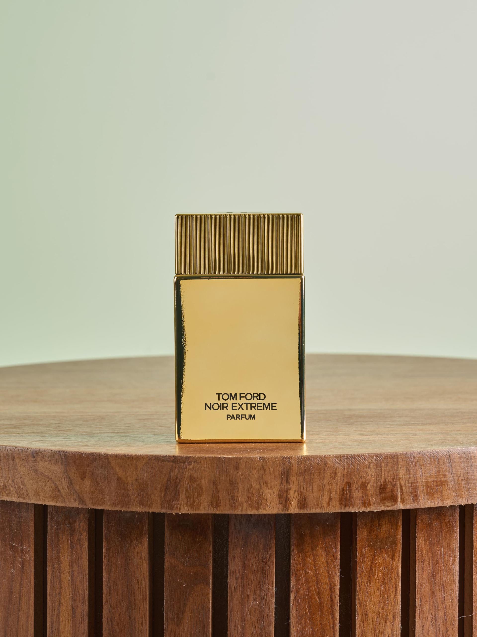 عطر توم فورد نوار إكستريم بارفيوم